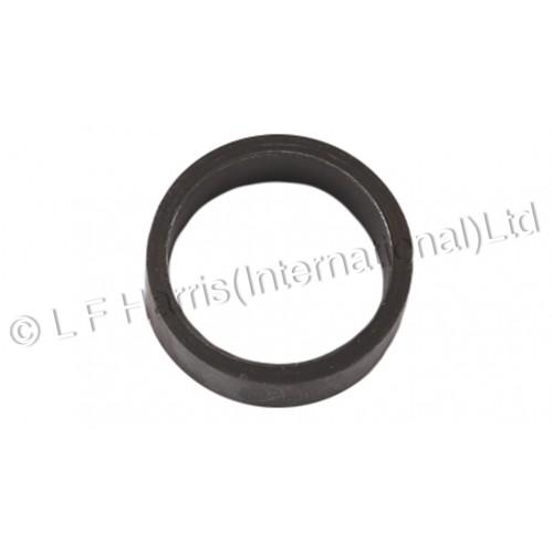 703758 - C RANGE LOWER PUSHROD TUBE RUBBER 1957/65