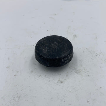 829222 - TR25W PETROL TANK RUBBER