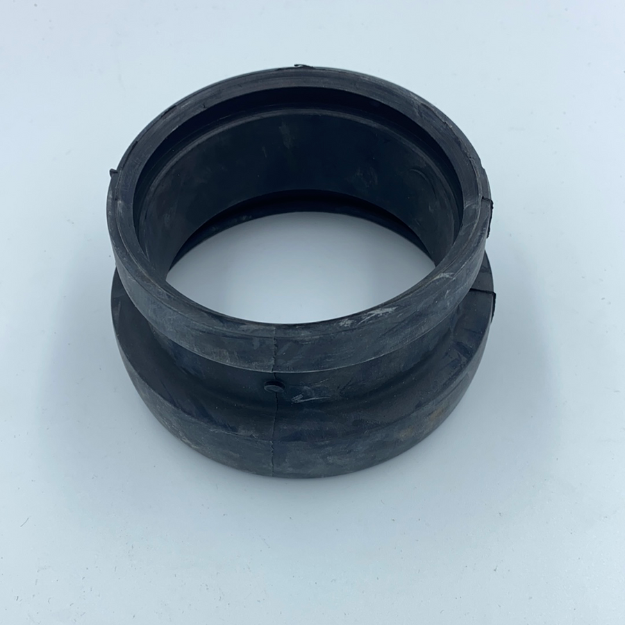 974573 - T140E/T160 INSTRUMENT CUP RUBBER 1976/88