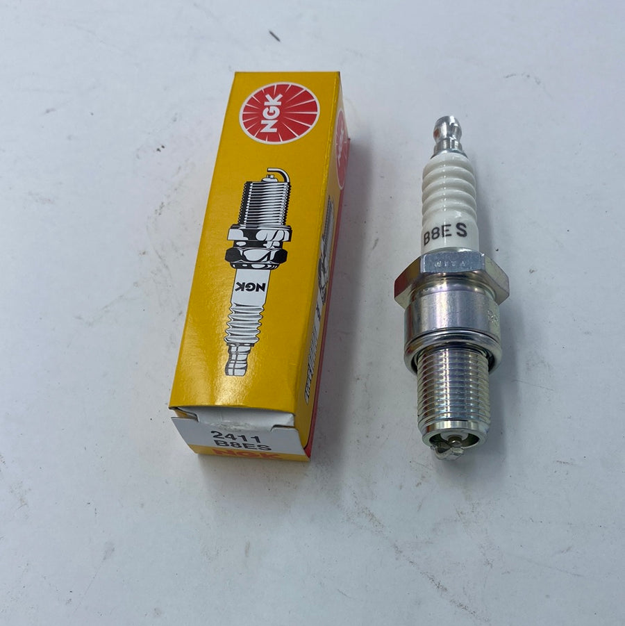 600911 - NGK B8ES SPARK PLUG (N3 CHAMPION)