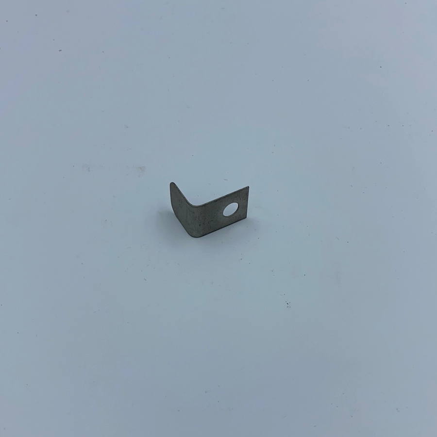 832597 - SEAT CATCH CLIP 1971/